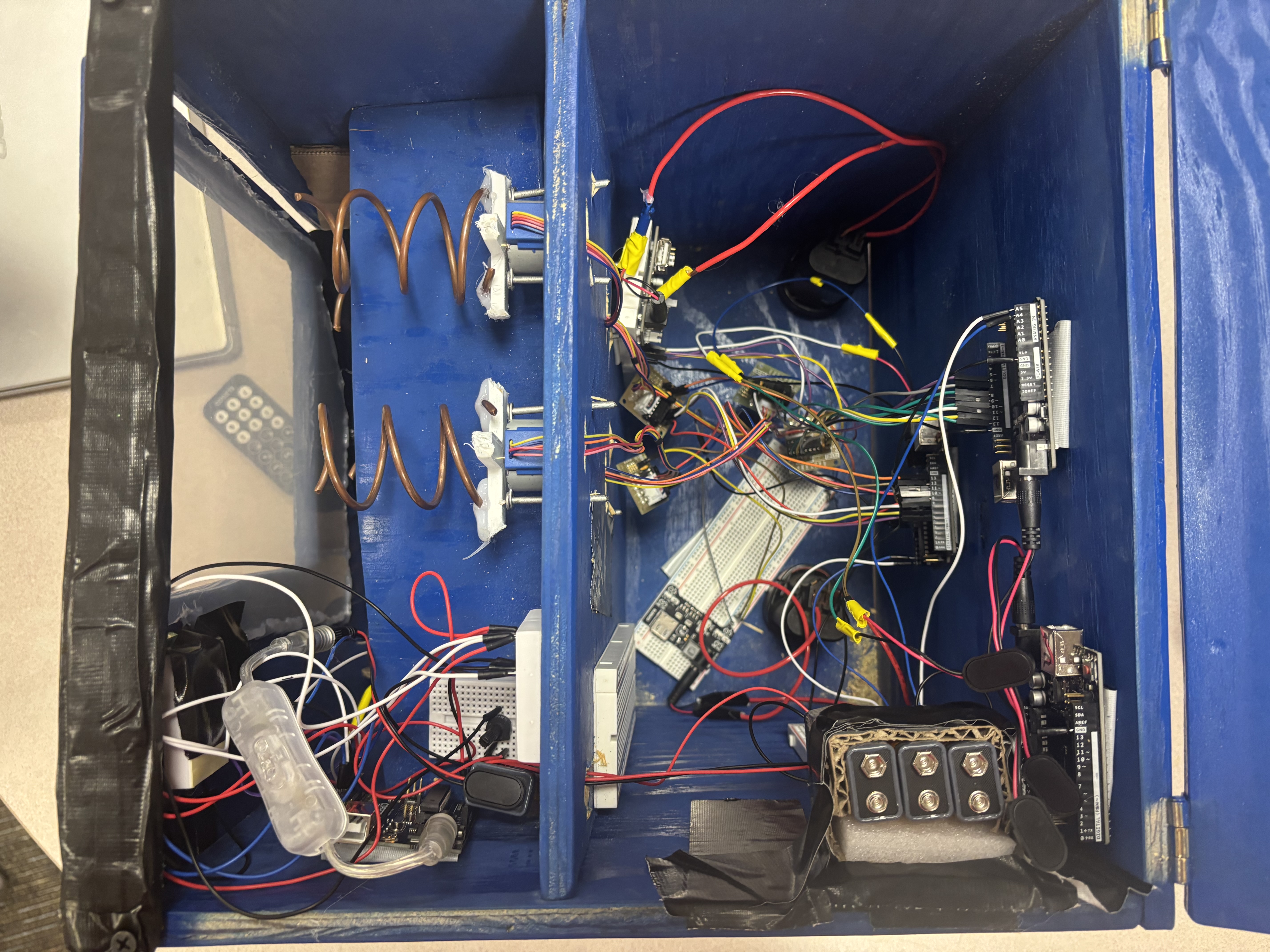 Remote Control Vending Machine With Arduino
